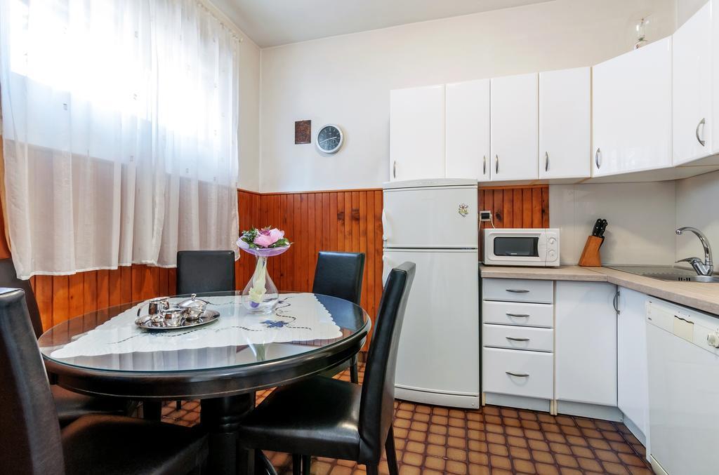 Apartment Zara Esterno foto