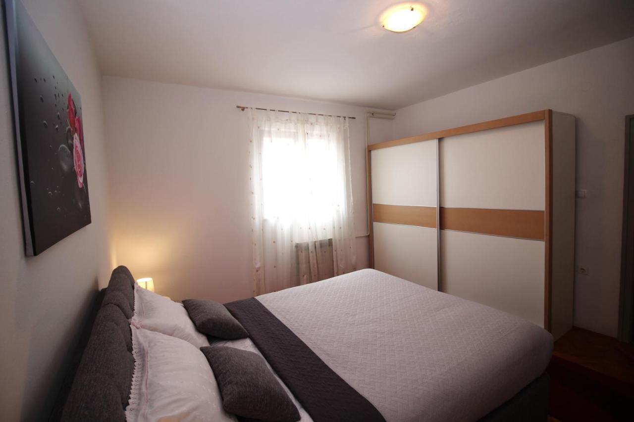 Apartment Zara Esterno foto